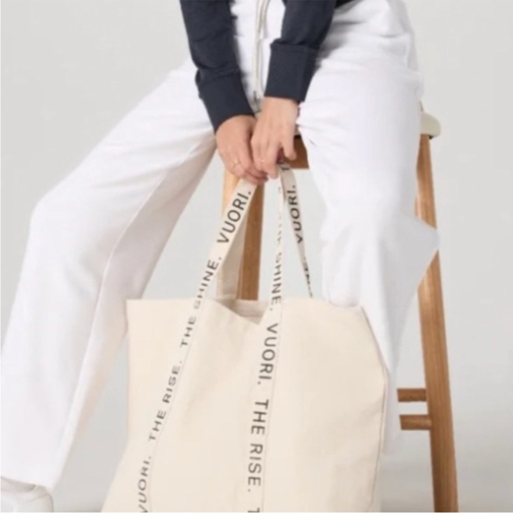 Vuori NWT Natural Canvas Tote Bag.